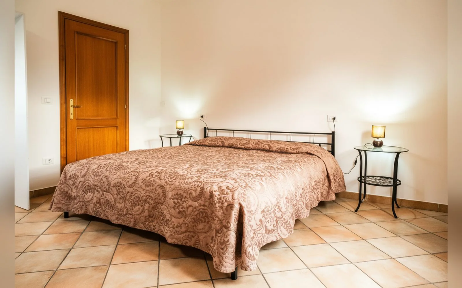 Villa Flora,  — galleria foto 1